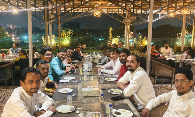 Dinner-party-1